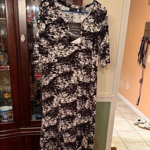 Attitudes by Renee Black and White Abstract Midi Dress